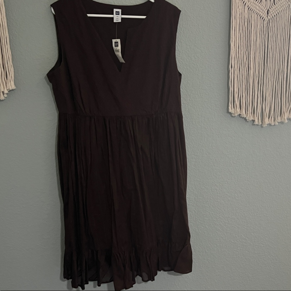Elegant Dark Brown Sleeveless Dress